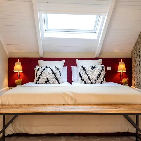 בית הארחה Harbour Design Townhouse 4*