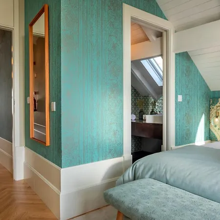 בית הארחה Harbour Design Townhouse 4*