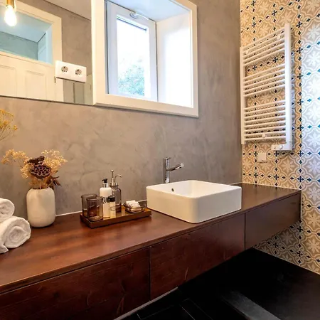 Harbour Design Townhouse Affittacamere 4*