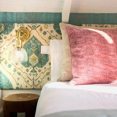 בית הארחה Harbour Design Townhouse 4*