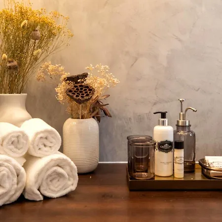 בית הארחה Harbour Design Townhouse 4*