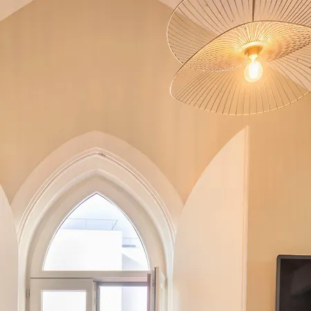 Harbour Design Townhouse Гостевой дом 2*