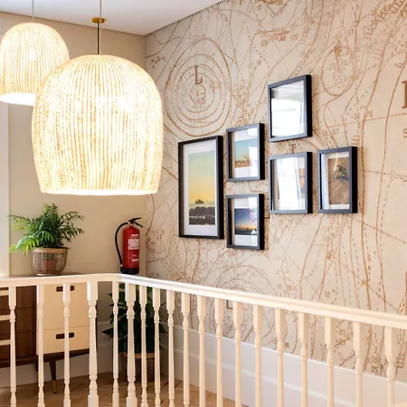 בית הארחה Harbour Design Townhouse