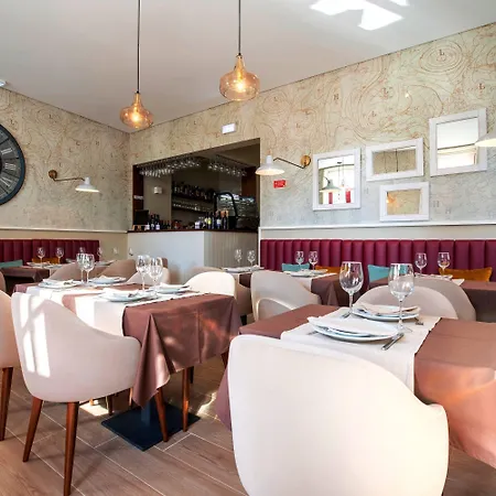 Konukevi Harbour Design Townhouse 4*