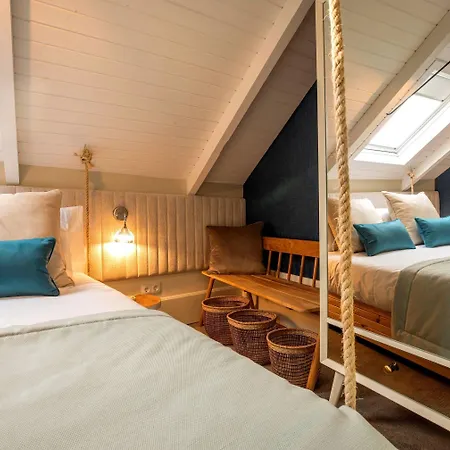 Harbour Design Townhouse Konukevi Matosinhos (Porto)