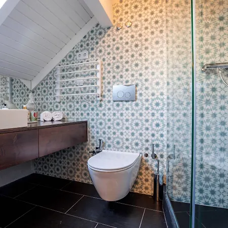 Harbour Design Townhouse מטוסיניוס