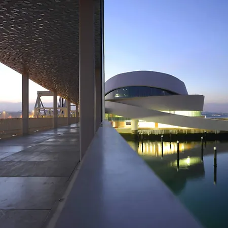 Harbour Design Townhouse 4*