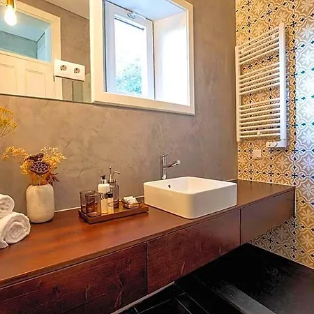 Harbour Design Townhouse Πανσιόν 4*