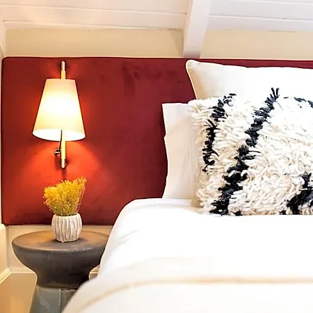 Πανσιόν Harbour Design Townhouse 4*