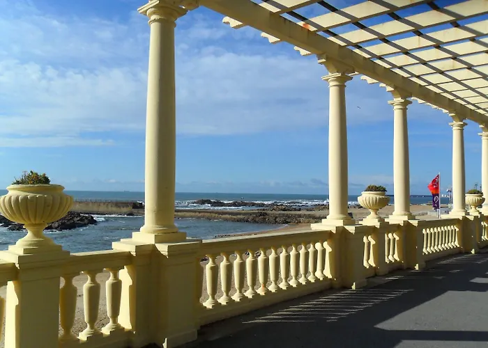 Harbour Design Townhouse 4*